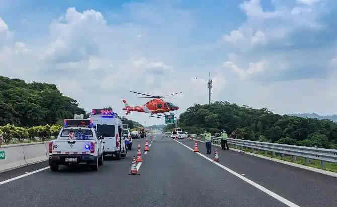 南县高速公路汽车救援案例